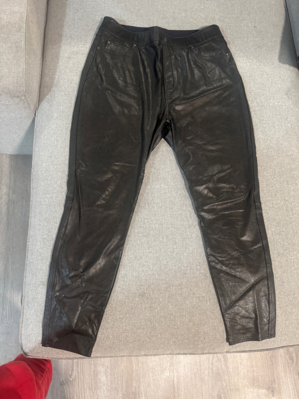 SPANX Black Shaping Leggings with Red Logo Tag